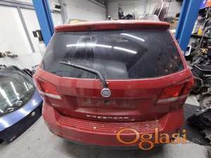 Fiat Freemont gepek vrata-peta vrata crvena kod boje PRH-Deep cherry red crystal pearl - crvena