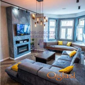 Izdaje se luksuzan stan u samom srcu Novog Sada, na izuzetnoj lokaciji koja pruža potpun komfor i prestiž gradskog života.