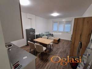 Južni Telep-Useljiva Nameštena Nova Garsonjera 32 m2 u Prizemlju sa Parking Mestom-Zakupnina 320e-065/385 8880