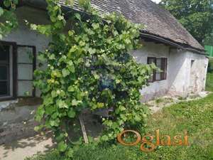 Stari Majur- ruševna kuća