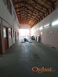 Izdaje se poslovni prostor u Čairskoj ulici