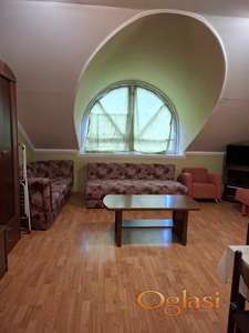 U BLIZINI SAJMA STUDIO SA URACUNATIM TROSKOVIMA