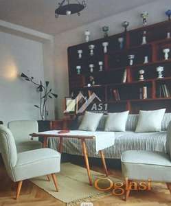 IZDAJE SE DVOSOBAN STAN U STAROM GRADU-garaza ID#5692