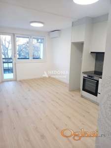 Zemun polje, Centar, 2.5, renoviran, adaptiran ID#10421