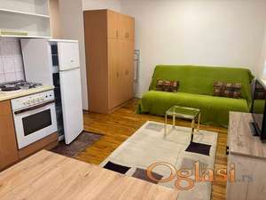 NAMEŠTENA GARSONJERA 25M2 CENTAR GRADA, BLIZU SOCIJALNOG