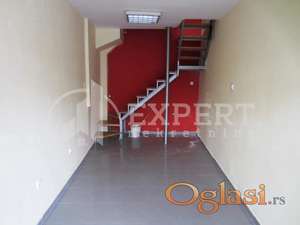 Lokal 42 m2, odlična lokacija, blizu Pravnog fakulteta