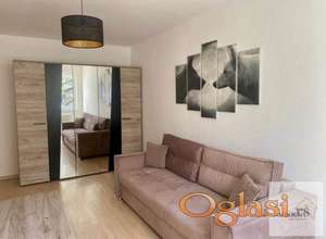 Izdaje se jednosoban stan na Zvezdari, 45m2