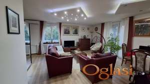 ODLIČAN DVOSOBAN STAN U RADNIČKOJ, USELJIV ODMAH