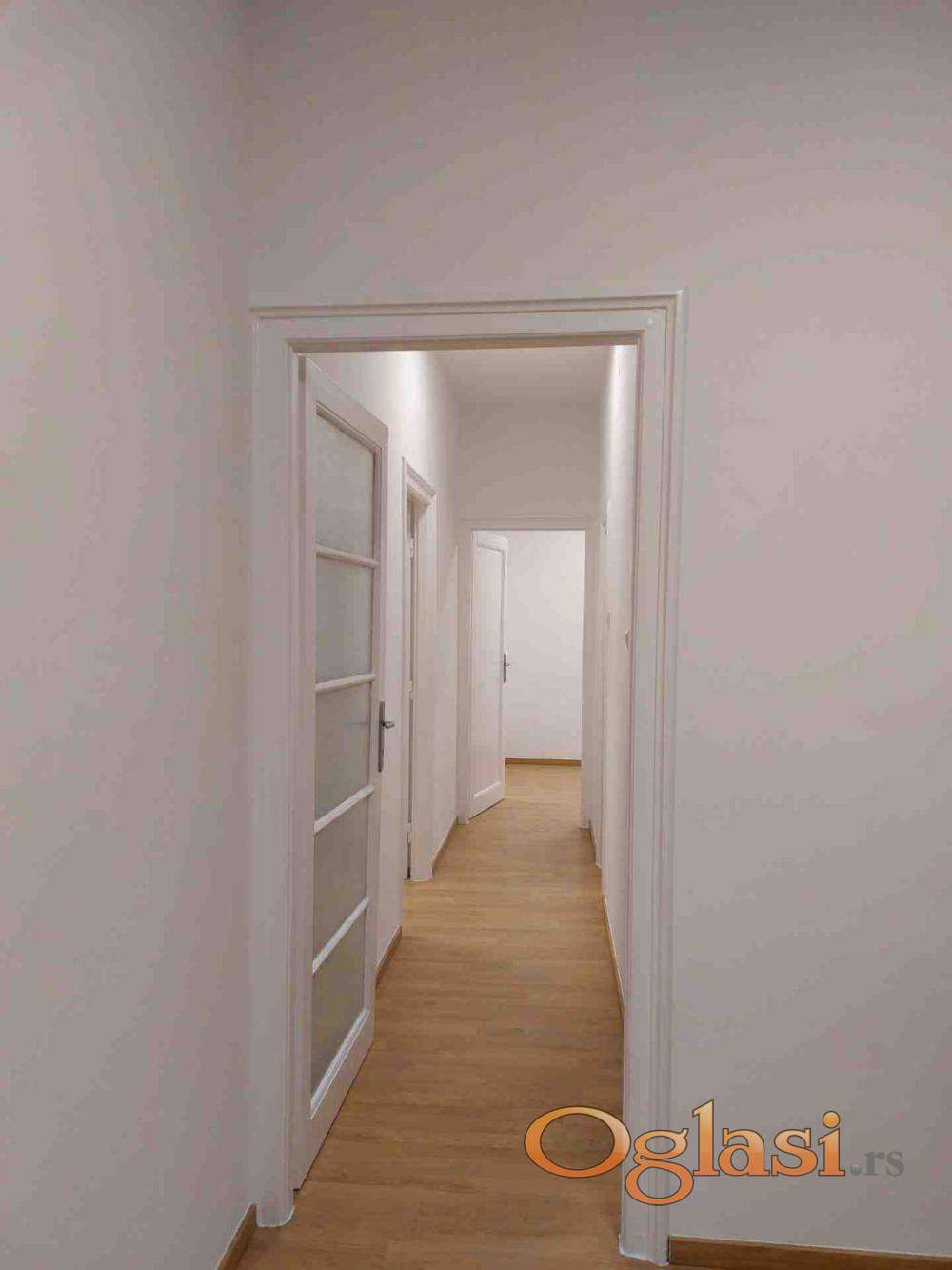 Jug Bogdanova, for commercial space, renovated — photo
