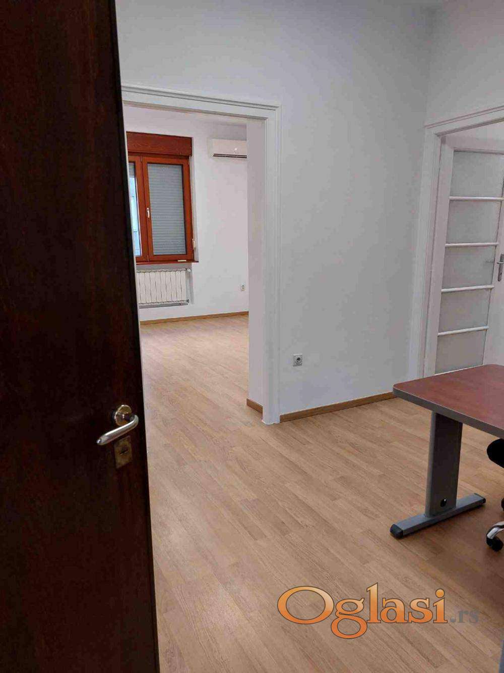 Jug Bogdanova, for commercial space, renovated — photo