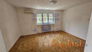 Renoviran dvosoban stan od 43 m² na Novom Naselju