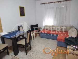 Izdaje se stan na Panteleju