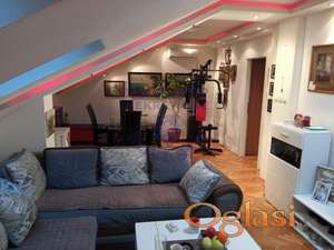 Četvrosoban stan na Detelinari 85m2