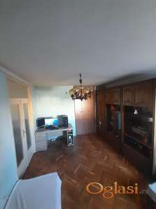 ODLIČNA CENA ODLIČNA LOKACIJA BULEVAR OSLOBOĐENJA