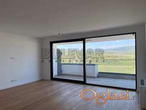 Izdaje se nov, luksuzan trosoban stan sa garažnim mestom