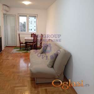 Izdaje se nameštena garsonjera od 28m² na Novom naselju – Bistrica.