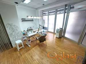 Poslovni prostor,NOVI SAD,CENTAR,kv: 18, € 120, ID: 9101796