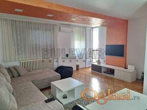 Izdaje se stan na Panteleju!