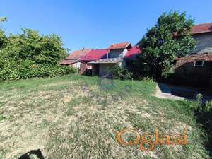 Na prodaju kuća u Petrovaradinu!!!