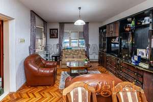 Dve kuće u zajedničkom dvorištu, Kičevo, 300 m2