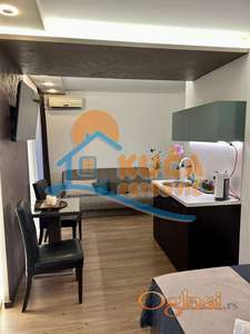 Izdaje se garsonjera u Durlanu preko puta Niteksa, 30m2!