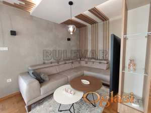 Izdaje se lux neuseljavan stan 72m2 u blizini Delte