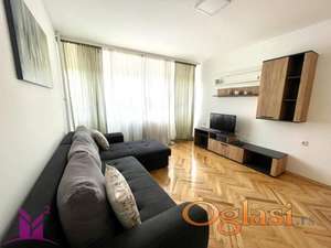 *Novi Sad-Bulevar Oslobođenja*