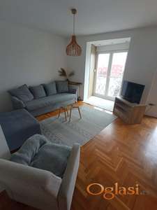 Novi Sad Rotkvarija stan 34m2 HITNO!