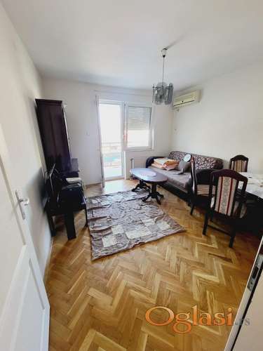 Komforan dvosoban stan, funkcionalnog rasporeda