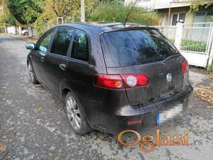 Fiat Croma zadnji branik