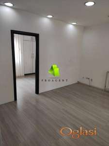 Poslovni prostor u pešačkoj zoni ID#8692