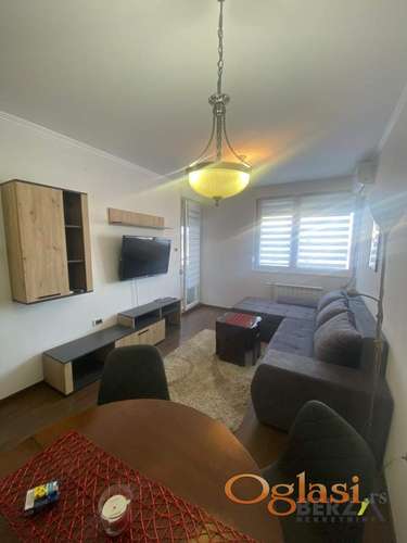  LEP JEDNOIPOSOBAN STAN, BULEVAR EVROPE, PET FRIENDLY