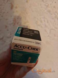 Prodajem Accu Chek Instant