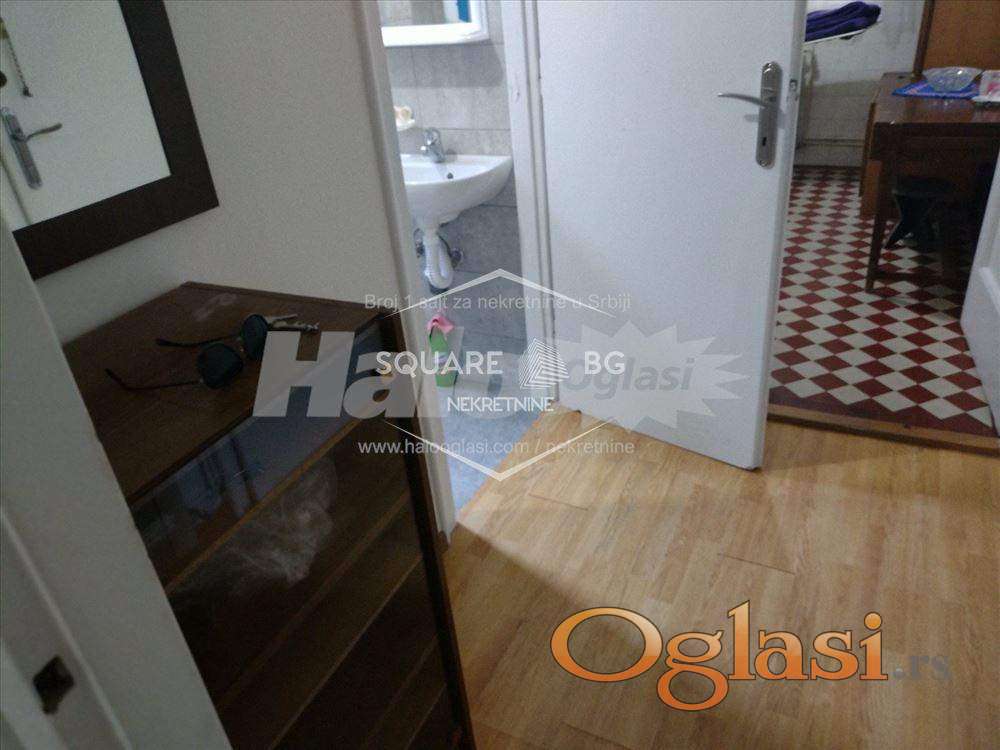 Centar, 1.0 namešten — fotografija