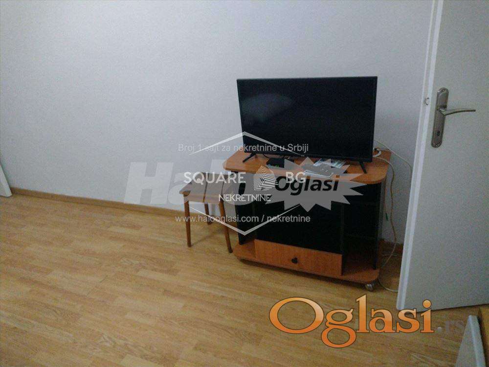 Centar, 1.0 namešten — fotografija