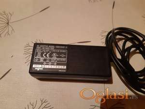 Adapter 5V-12V 5V 3A 15W, 4.0/1.7mm SQS15W5P-10 za Toshibu