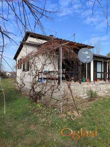 Barajevo, Glumčevo brdo, 70m2 na 14 ari ID#2824