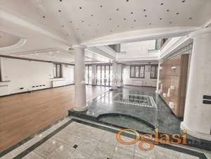 Dedinje, izdavanje, 7.0, dvorište 80m2, garaža ID#10690