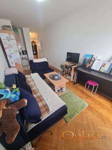 SAJAM IZDAJE SE DVOSOBAN NAMEŠTEN STAN