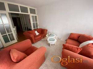 Izdavanje 3,0 stan  od 64m2 Vojvode Stepe