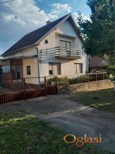 Izuzetno kvalitetna i odrzavana kuca u Titelu