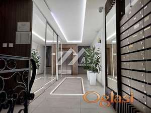 Izdajem fenomenalan jednoiposoban stan u LUX zgradi !! ID#4915