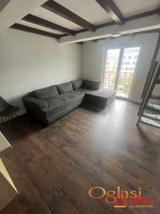 * * * POVOLJAN DUPLEX NA BULEVARU PATRIJARHA PAVLA * * *