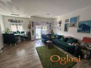 Odličan troiposoban na Klisi!