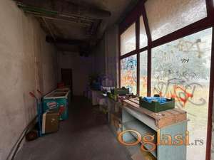 Prodaje se višenamenski lokal od 23m2