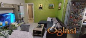 Trosoban stan na novoj Detelinari!