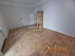 Knez Mihailova, salonac, 2.0 renoviran, prazan ID#5893