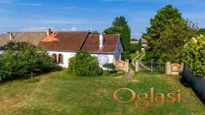 Prizemna kuca na Ceneju