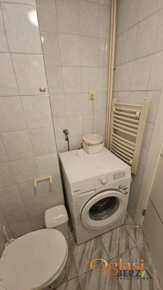 ODLIČAN JEDNOIPOSOBAN STAN NA GRBAVICI — fotografija