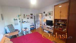 Uknjižen-dvosoban stan